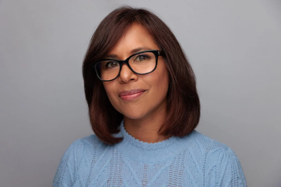 Ayanna Thomas headshot