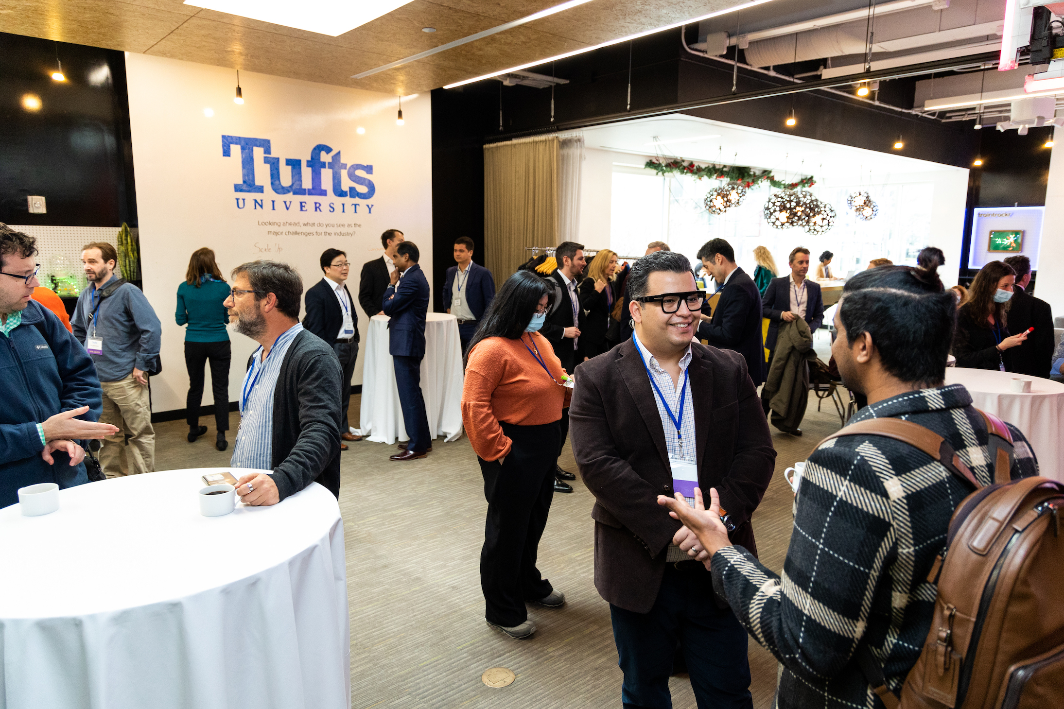 Attendees mingle at the first annual Tufts Cellular Agriculture Innovation Day.